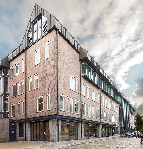 Universiteitsbibliotheek (architect AG architecten fotograaf Ronald Schouten).jpg